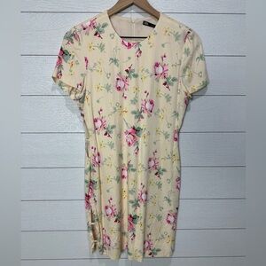 NWT Zara Cream Floral Dress Size Medium